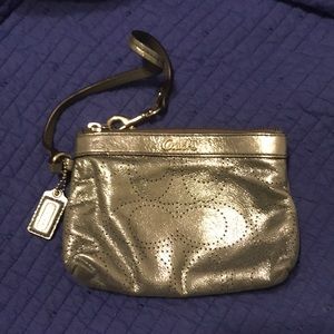 Wristlet